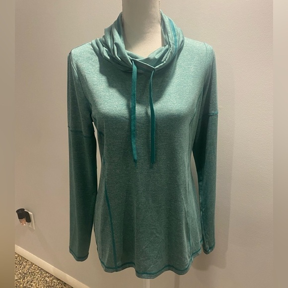 {Danskin Now} Cowlneck Pullover Fitted Sweatshirt - Picture 1 of 3